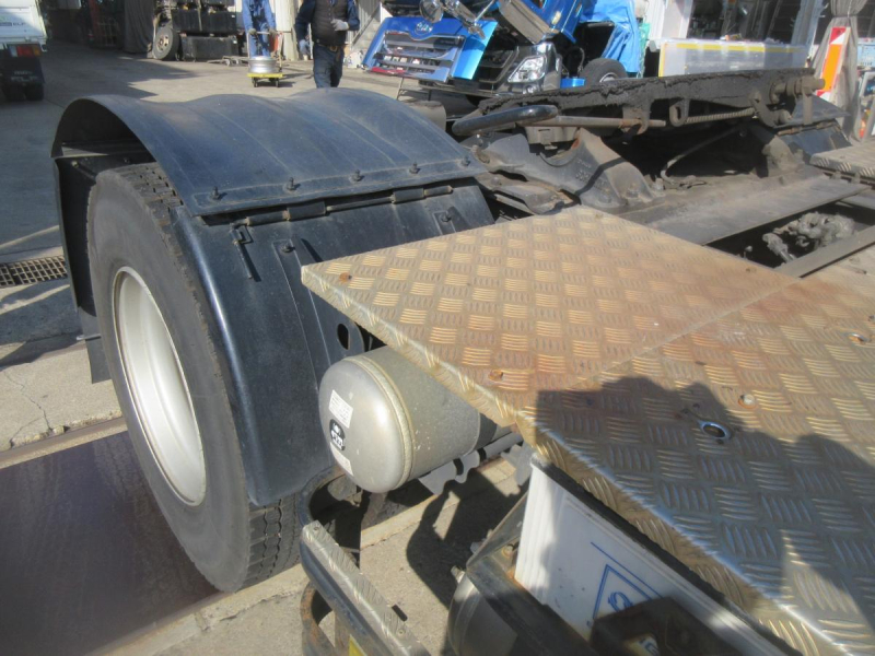 オイルポンプ付きハイルーフトラクタ|中古トラックの販売・買取・査定のアイナビ