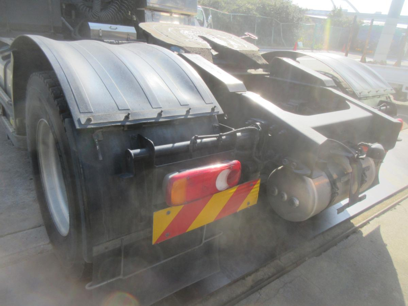 オイルポンプ付きハイルーフトラクタ|中古トラックの販売・買取・査定のアイナビ