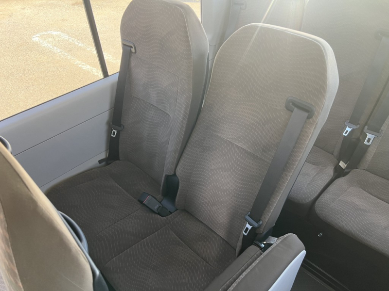 マイクロバス25人乗りGXハイルーフ自動ドアAT|中古トラックの販売・買取・査定のアイナビ