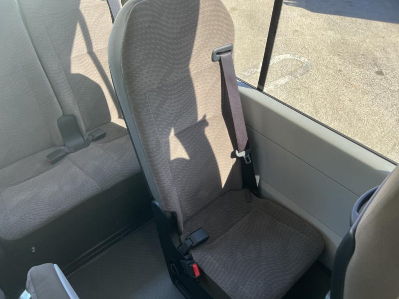 マイクロバス25人乗りGXハイルーフ自動ドアAT|中古トラックの販売・買取・査定のアイナビ