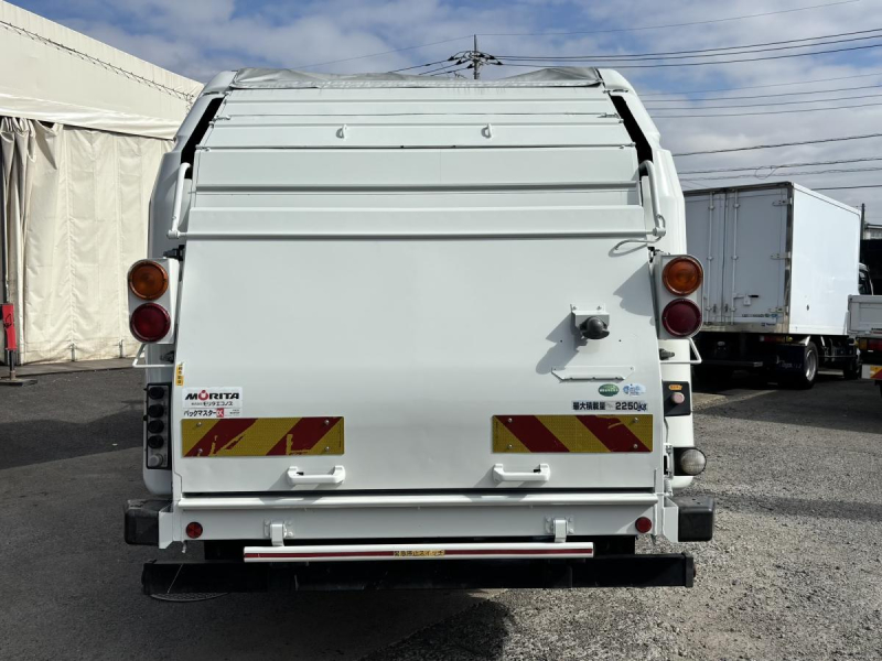 巻き込みパッカー車 モリタ製8.1立米 積載2250kg|中古トラックの販売・買取・査定のアイナビ