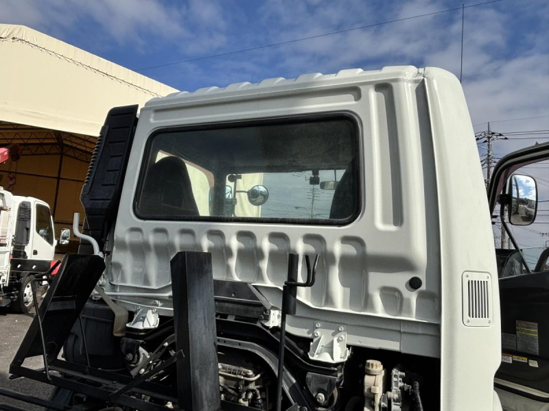 巻き込みパッカー車 モリタ製8.1立米 積載2250kg|中古トラックの販売・買取・査定のアイナビ