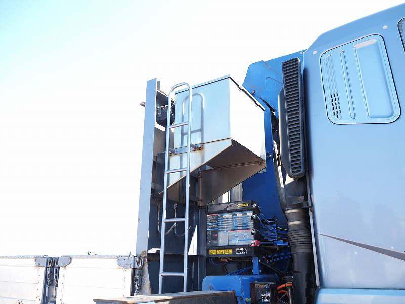 三菱スーパーグレート4軸低床5段クレーンアルミブロック平|中古トラックの販売・買取・査定のアイナビ