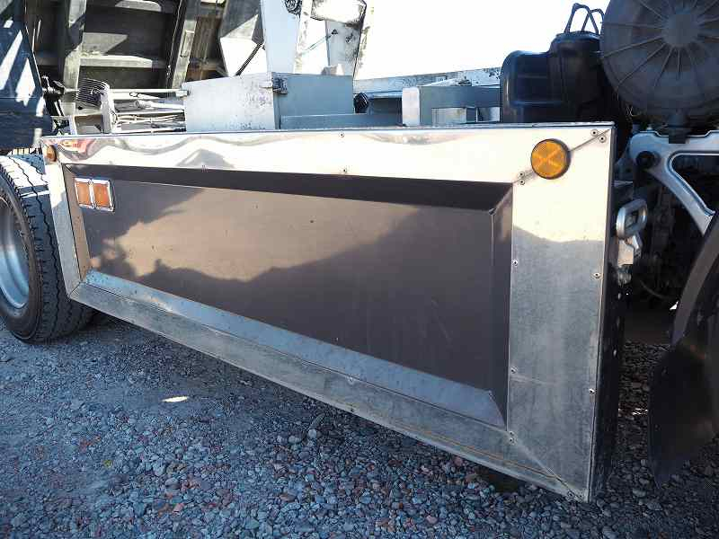 ファイター増トン積載7.4t極東造りボディダンプベッド付|中古トラックの販売・買取・査定のアイナビ