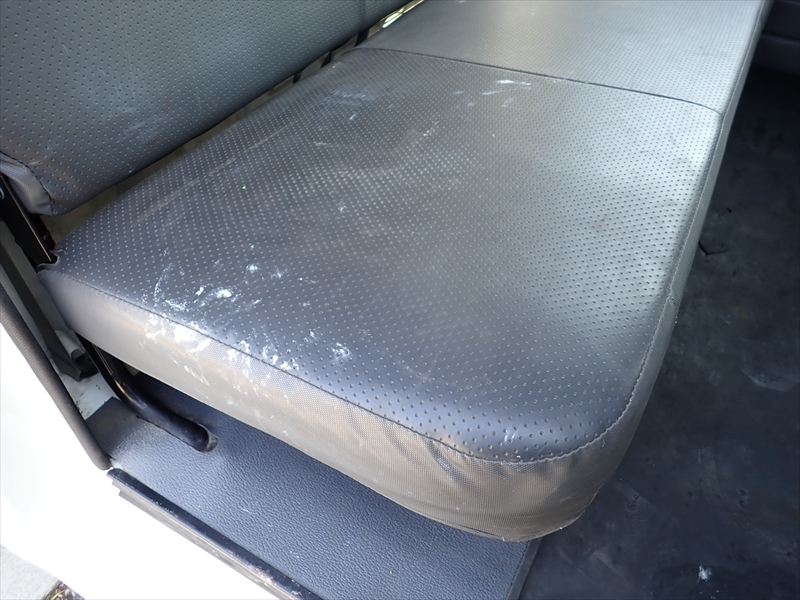 【352411】いすゞ エルフ Wキャブ 平ボディ|中古トラックの販売・買取・査定のアイナビ