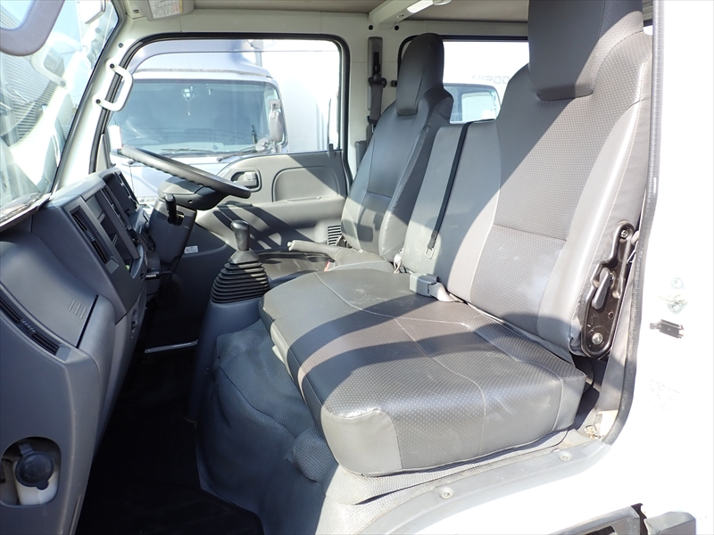 【352411】いすゞ エルフ Wキャブ 平ボディ|中古トラックの販売・買取・査定のアイナビ