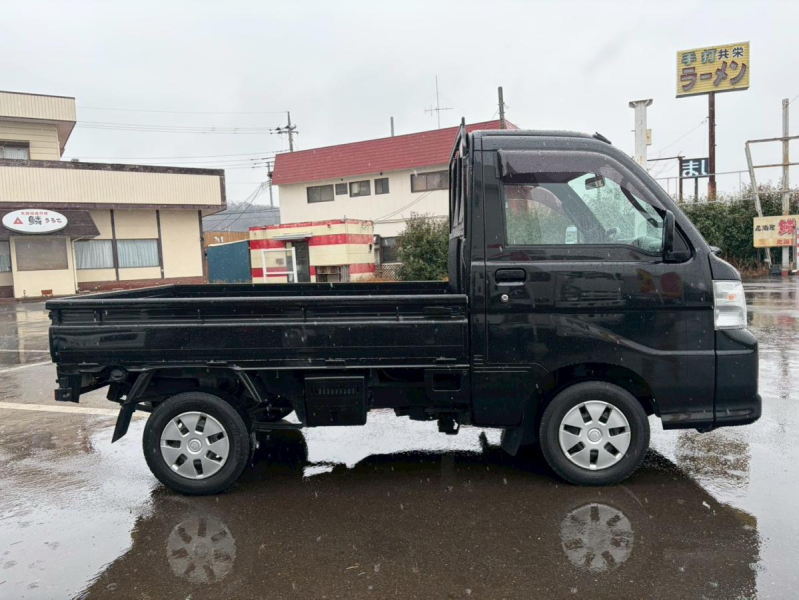 エクストラVSエアコンパワステ車検付き(R8/4/27まで)|中古トラックの販売・買取・査定のアイナビ