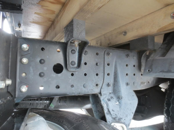 三菱キャンター全低床Wキャブ|中古トラックの販売・買取・査定のアイナビ