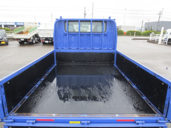 三菱キャンター全低床Wキャブ|中古トラックの販売・買取・査定のアイナビ