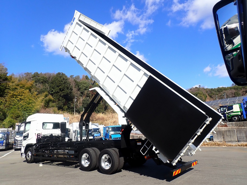 極東製 深ダンプ ハイルーフ約36立米2デフ 394PS AT車|中古トラックの販売・買取・査定のアイナビ