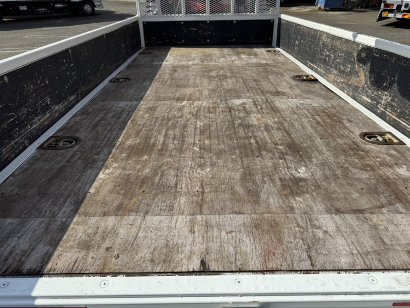 標準ロング2.9t吊4段ユニックURG294ラジコン|中古トラックの販売・買取・査定のアイナビ