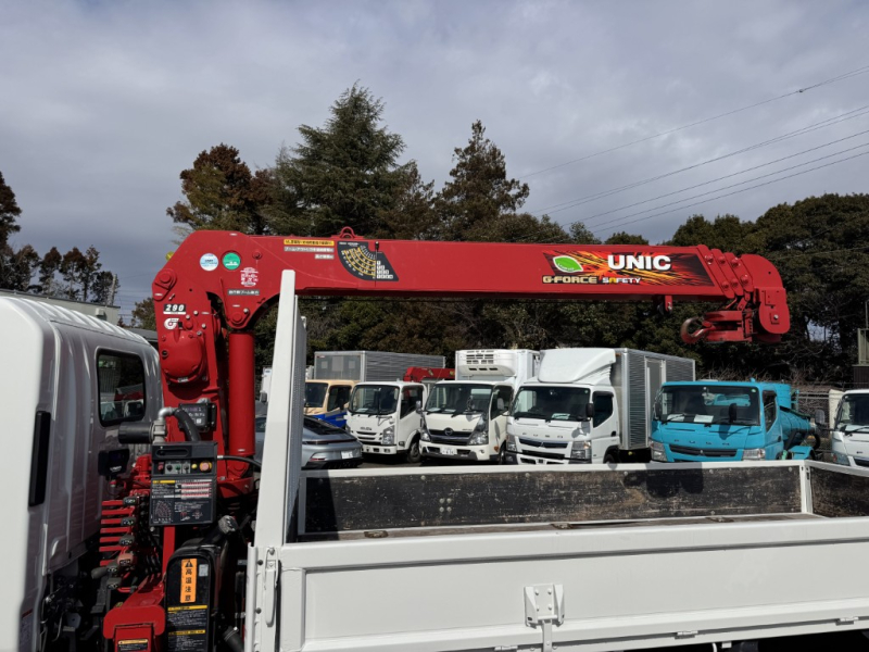 標準ロング2.9t吊4段ユニックURG294ラジコン|中古トラックの販売・買取・査定のアイナビ