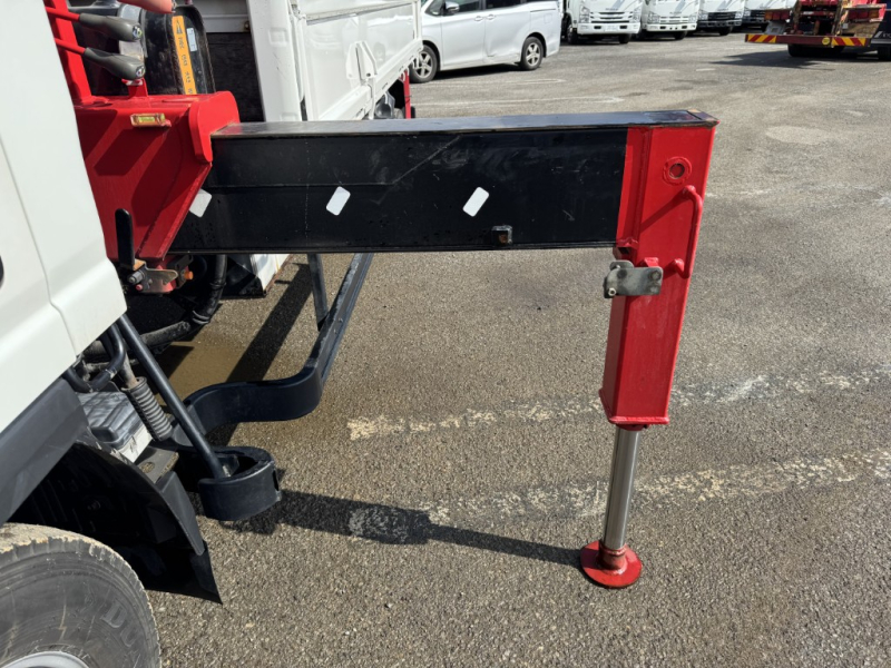 標準ロング2.9t吊4段ユニックURG294ラジコン|中古トラックの販売・買取・査定のアイナビ