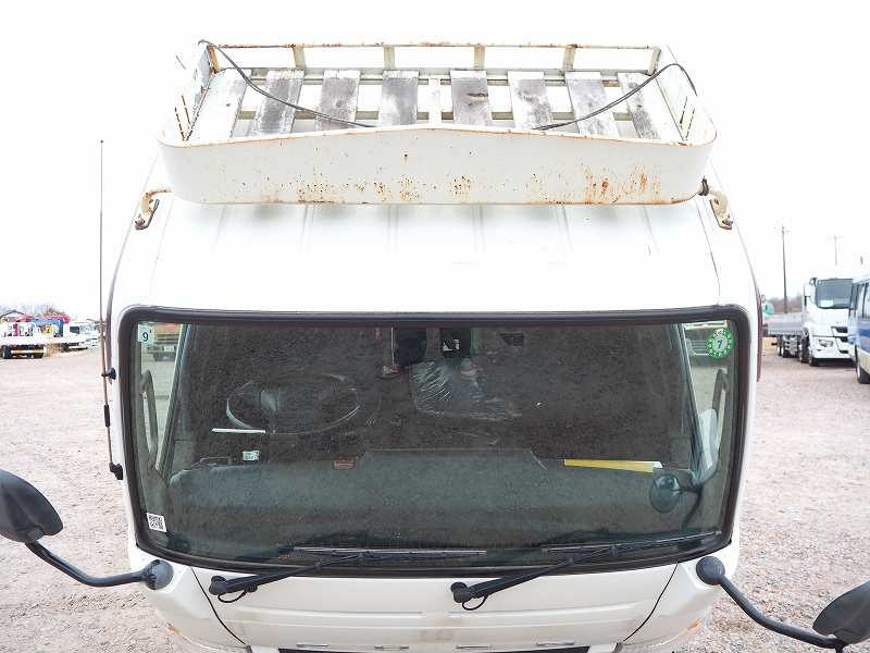 三菱ふそうキャンター標準柵付平ボディ積載2t|中古トラックの販売・買取・査定のアイナビ