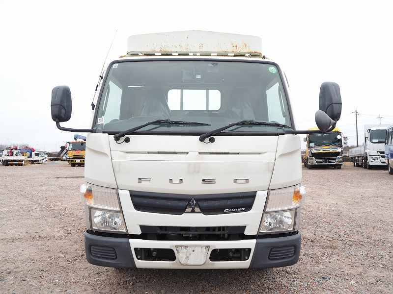 三菱ふそうキャンター標準柵付平ボディ積載2t|中古トラックの販売・買取・査定のアイナビ