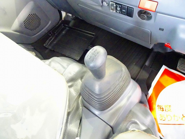 エルフ1.7tFFL標準ロングWキャブ/アーム式PG付総重量5t未満|中古トラックの販売・買取・査定のアイナビ