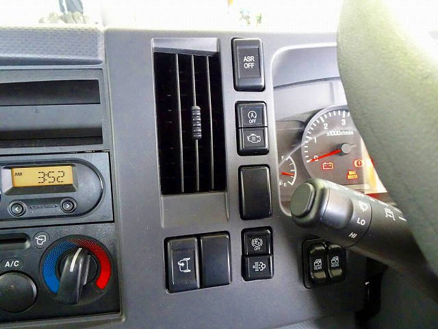 エルフ1.7tFFL標準ロングWキャブ/アーム式PG付総重量5t未満|中古トラックの販売・買取・査定のアイナビ