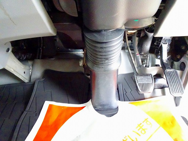 デュトロ2tFJL標準セミロングパネルバン総重量5t未満|中古トラックの販売・買取・査定のアイナビ