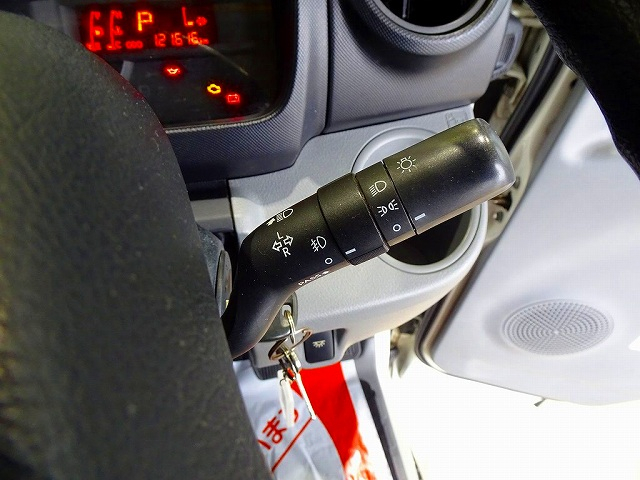 デュトロ2tFJL標準セミロングパネルバン総重量5t未満|中古トラックの販売・買取・査定のアイナビ