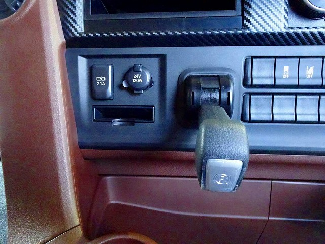 プロフィア13.8t4軸アルミウイングリアエアサス380ps|中古トラックの販売・買取・査定のアイナビ