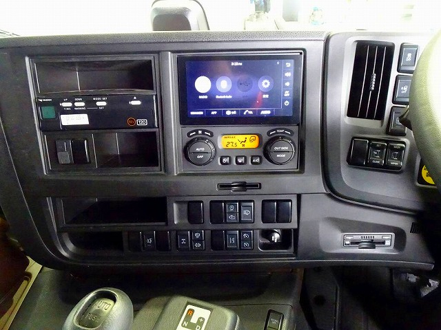 ギガ13.7t4軸アルミウイングリアエアサス380ps|中古トラックの販売・買取・査定のアイナビ