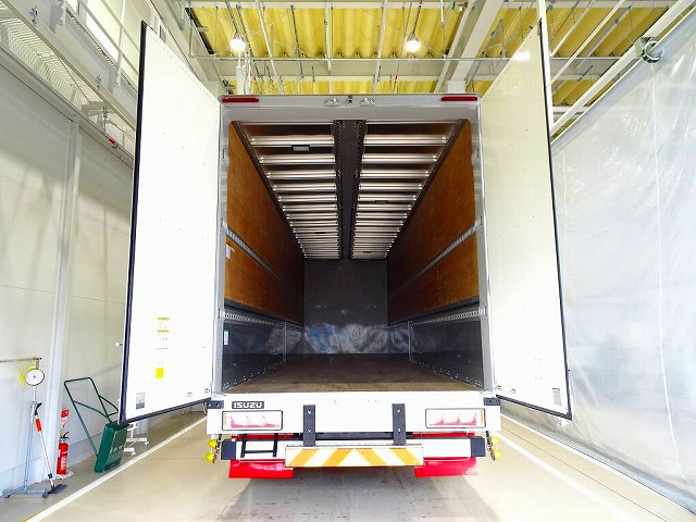 ギガ13.7t4軸アルミウイングリアエアサス380ps|中古トラックの販売・買取・査定のアイナビ