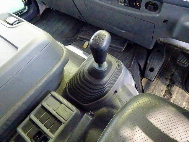 フォワード2.85t標準ベッドレス深ダンプ210ps|中古トラックの販売・買取・査定のアイナビ