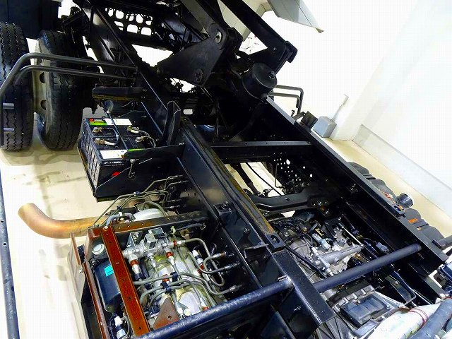 フォワード2.85t標準ベッドレス深ダンプ210ps|中古トラックの販売・買取・査定のアイナビ