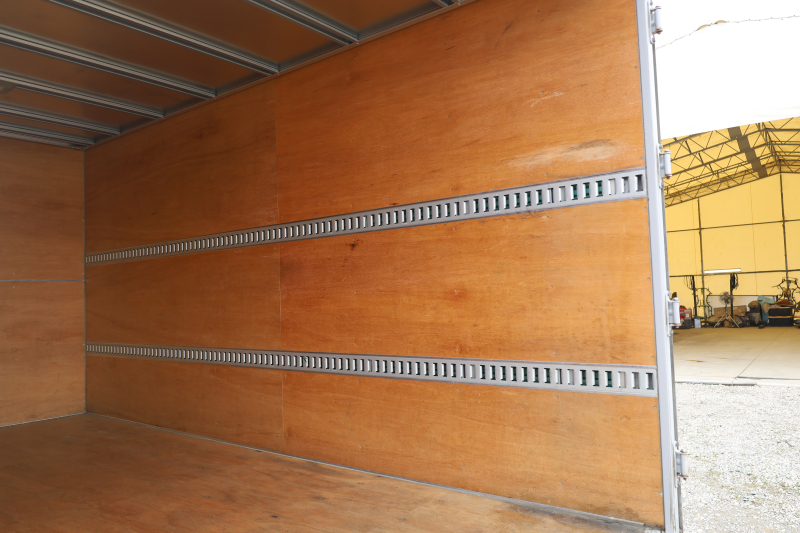 エルフ|中古トラックの販売・買取・査定のアイナビ