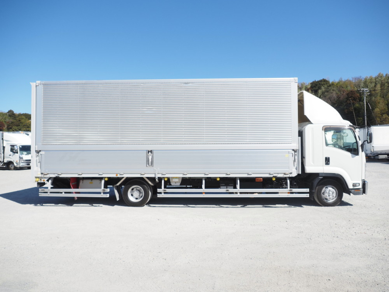 UDトラックス ウイング車 コンドル|中古トラックの販売・買取・査定のアイナビ