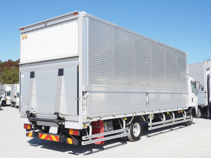 UDトラックス ウイング車 コンドル|中古トラックの販売・買取・査定のアイナビ