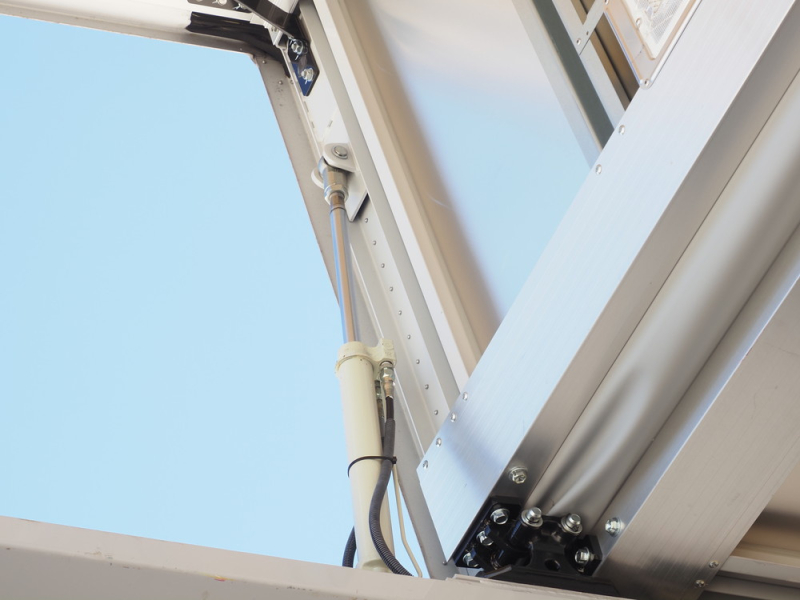 UDトラックス ウイング車 コンドル|中古トラックの販売・買取・査定のアイナビ