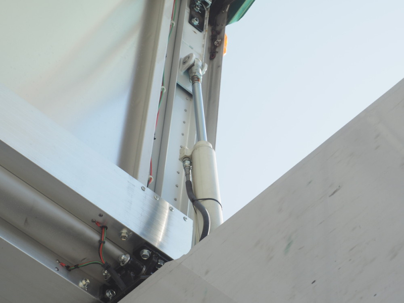 日野 ウイング車 プロフィア|中古トラックの販売・買取・査定のアイナビ