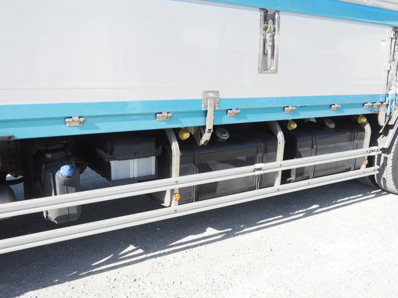 日野 ウイング車 プロフィア|中古トラックの販売・買取・査定のアイナビ