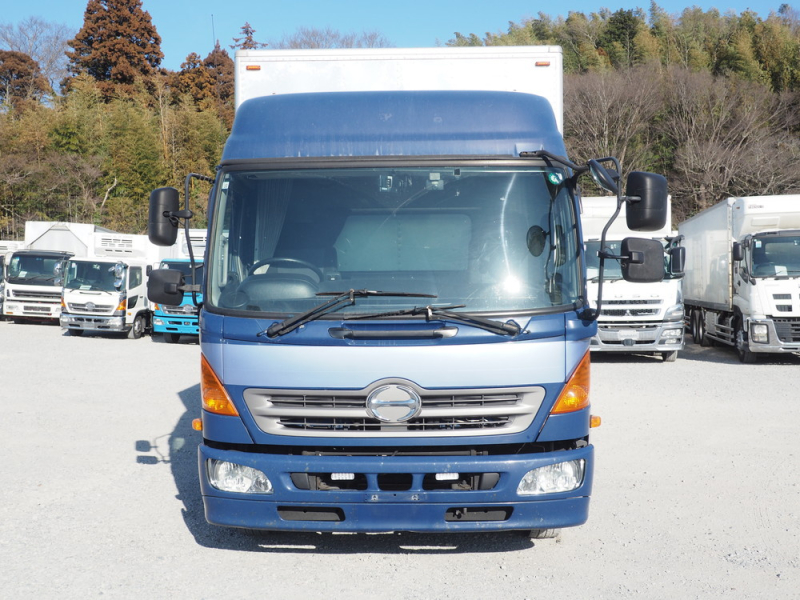 日野 バン車 レンジャープロ|中古トラックの販売・買取・査定のアイナビ