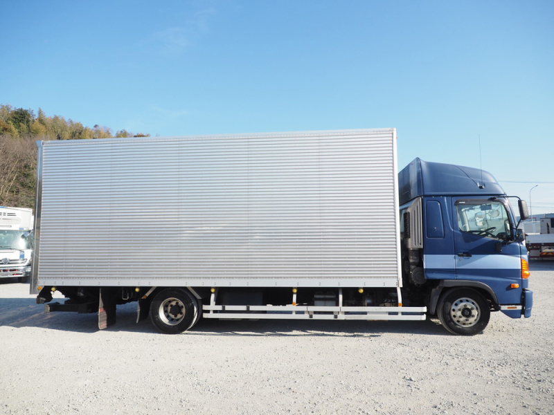 日野 バン車 レンジャープロ|中古トラックの販売・買取・査定のアイナビ