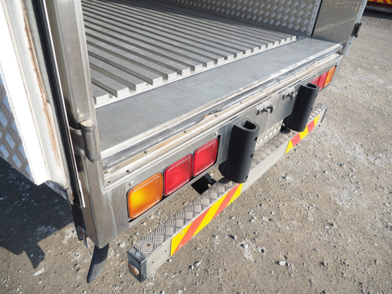 三菱ふそう 冷凍ウイング ファイター|中古トラックの販売・買取・査定のアイナビ