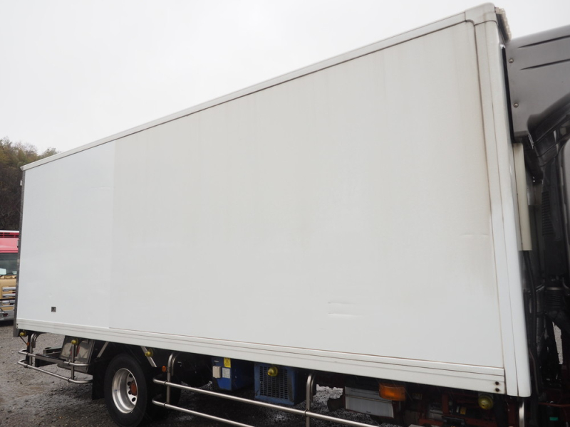 いすゞ 冷凍バン フォワード|中古トラックの販売・買取・査定のアイナビ