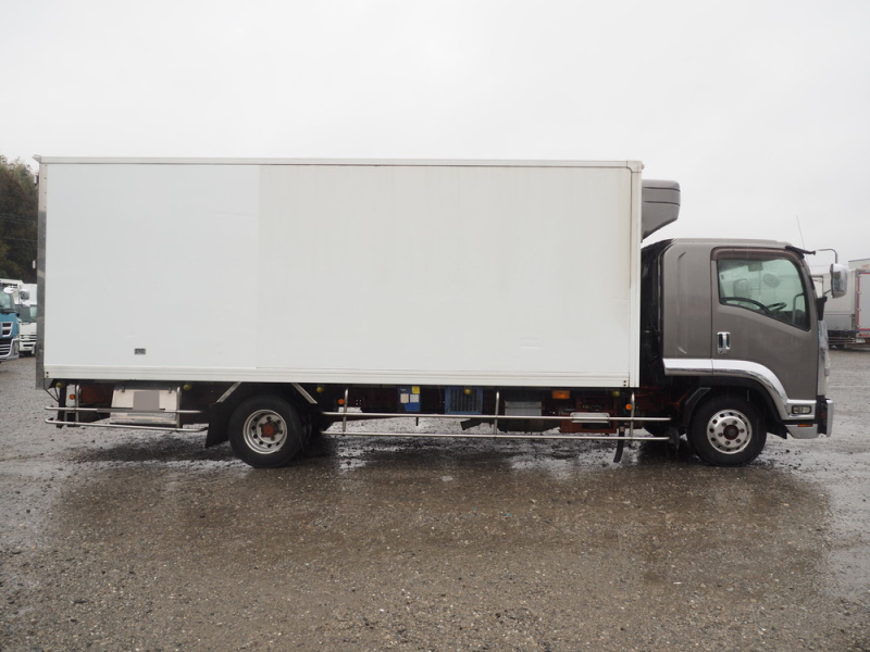 いすゞ 冷凍バン フォワード|中古トラックの販売・買取・査定のアイナビ