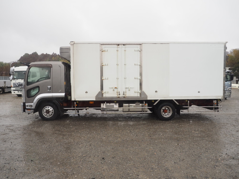 いすゞ 冷凍バン フォワード|中古トラックの販売・買取・査定のアイナビ