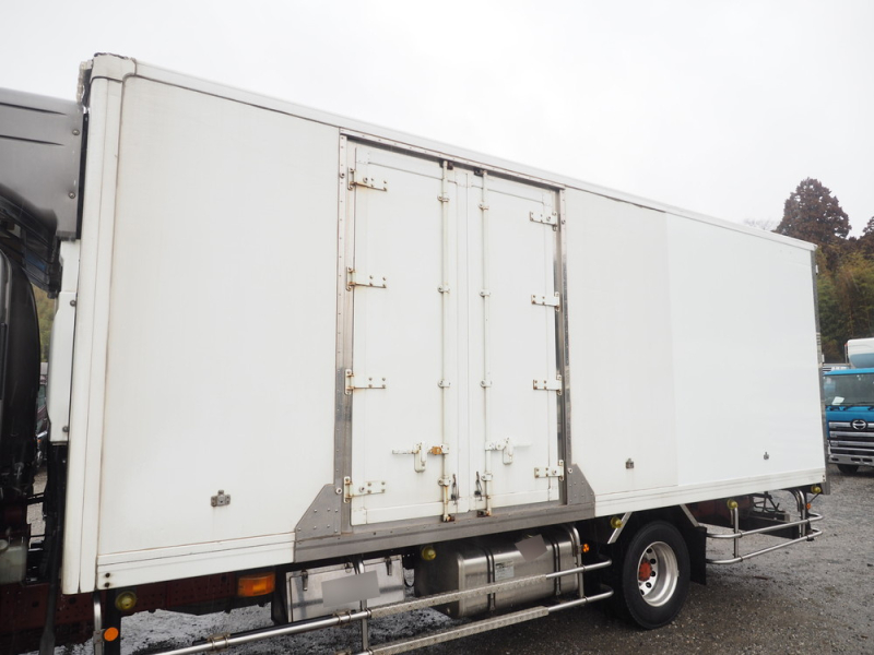 いすゞ 冷凍バン フォワード|中古トラックの販売・買取・査定のアイナビ