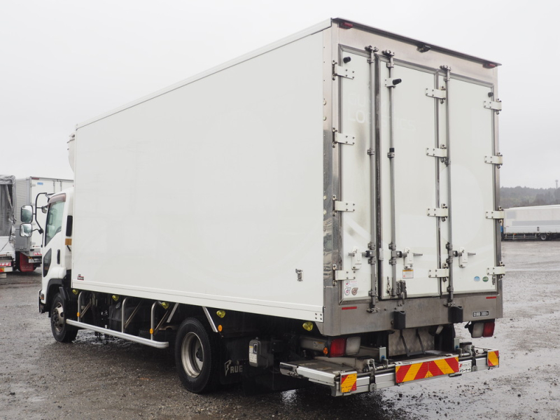 いすゞ 冷凍バン フォワード|中古トラックの販売・買取・査定のアイナビ