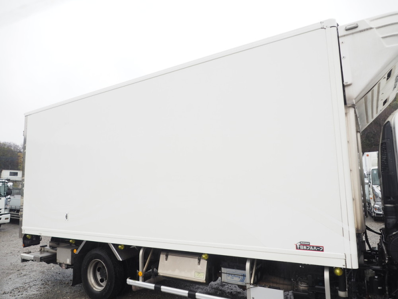 いすゞ 冷凍バン フォワード|中古トラックの販売・買取・査定のアイナビ