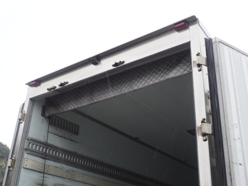 いすゞ 冷凍バン フォワード|中古トラックの販売・買取・査定のアイナビ