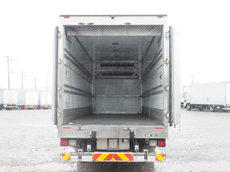 いすゞ 冷凍バン フォワード|中古トラックの販売・買取・査定のアイナビ