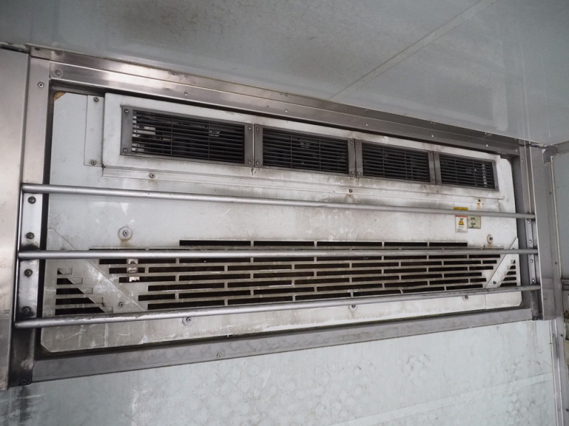 いすゞ 冷凍バン フォワード|中古トラックの販売・買取・査定のアイナビ