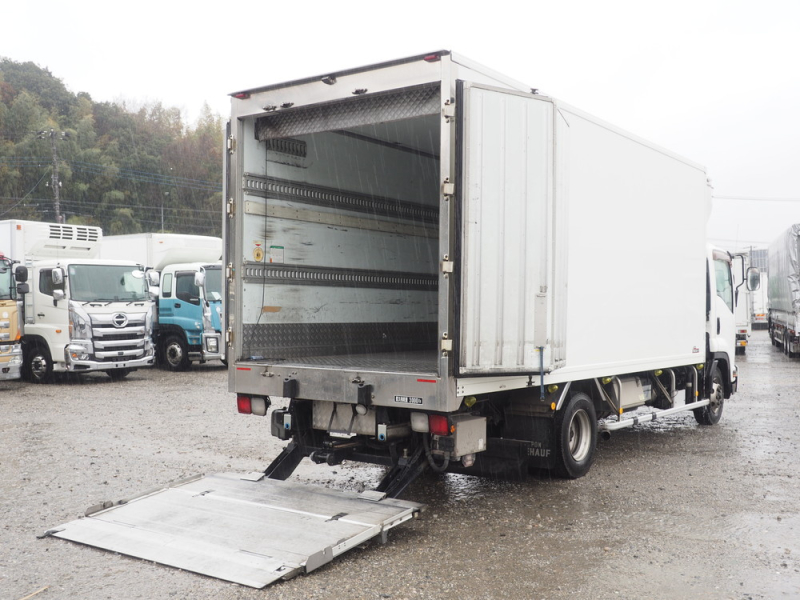 いすゞ 冷凍バン フォワード|中古トラックの販売・買取・査定のアイナビ