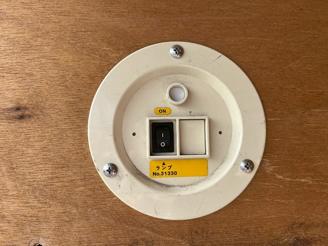 3トン積載★ワイド×ロング★左サイド扉★内高:206cm★5速MT|中古トラックの販売・買取・査定のアイナビ