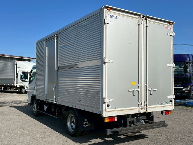 3トン積載★ワイド×ロング★左サイド扉★内高:206cm★5速MT|中古トラックの販売・買取・査定のアイナビ