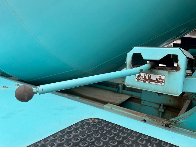 車検付!令和8年10月迄★増トン★11トン積載★3軸2デフ6速MT|中古トラックの販売・買取・査定のアイナビ